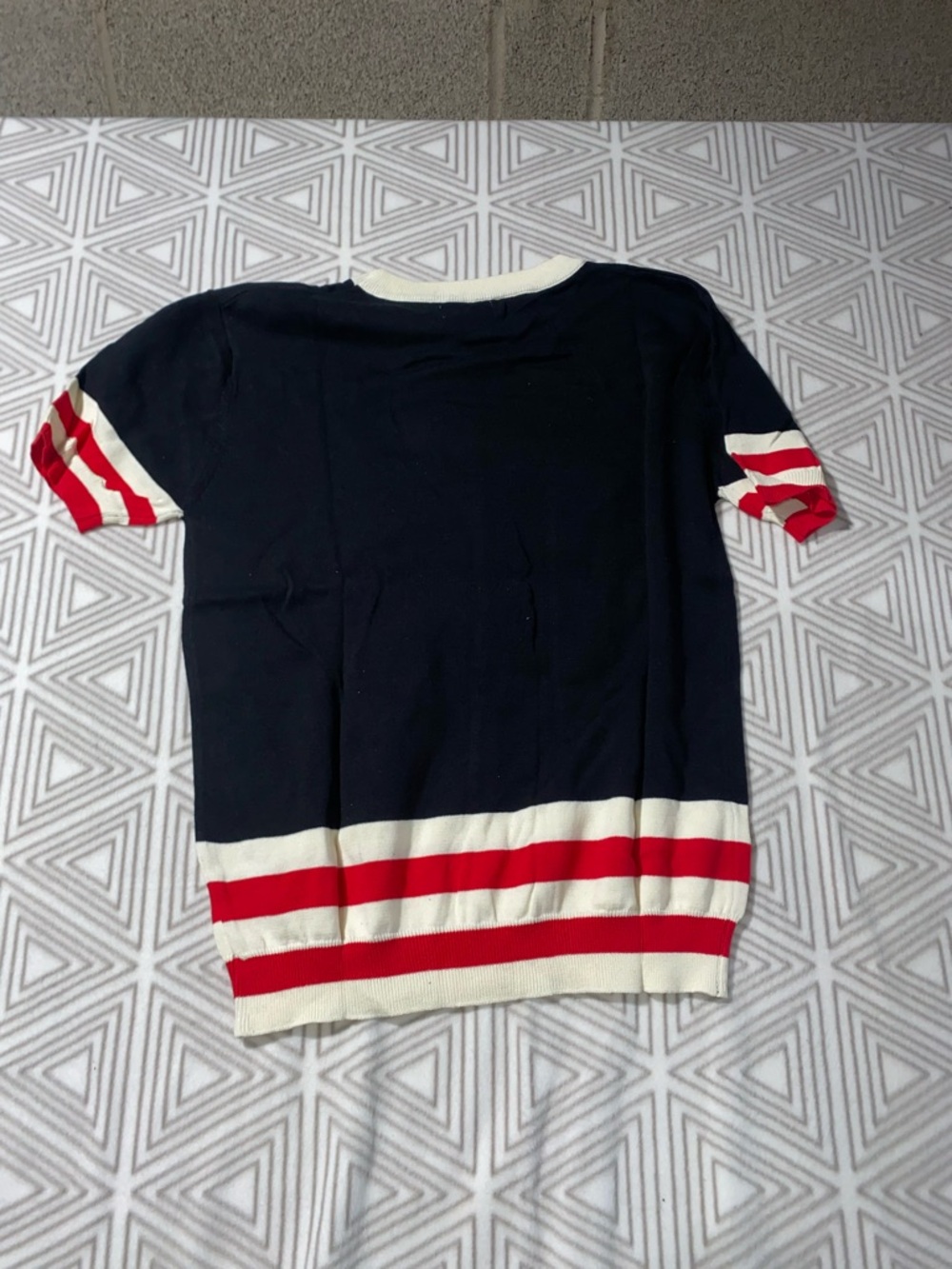Men's Navy Short Sleeve Shirt with Embroidered Tiger - OXKNIT - Picture 6 of 6